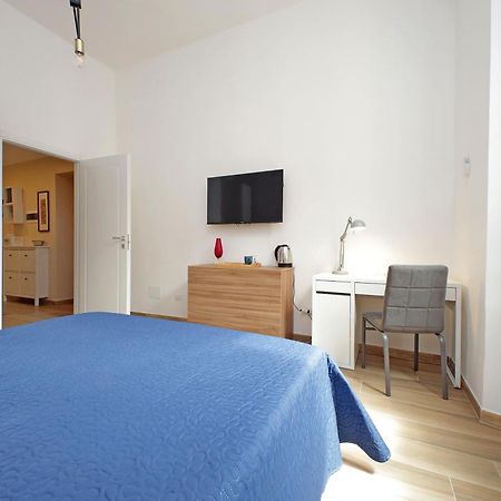 Prestigious Re Di Roma Apartment ภายนอก รูปภาพ