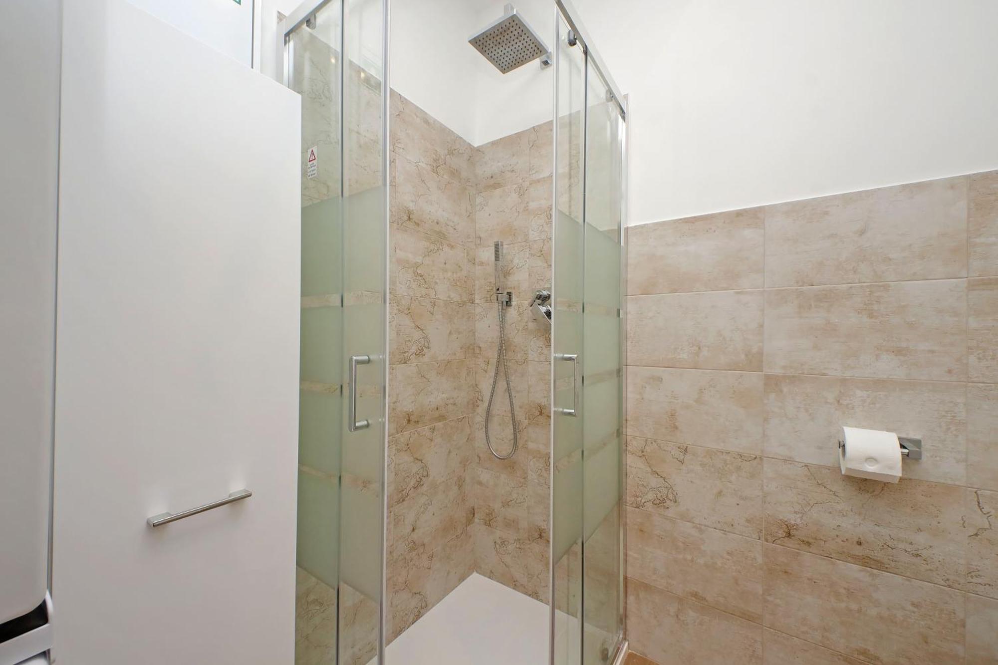 Prestigious Re Di Roma Apartment ภายนอก รูปภาพ