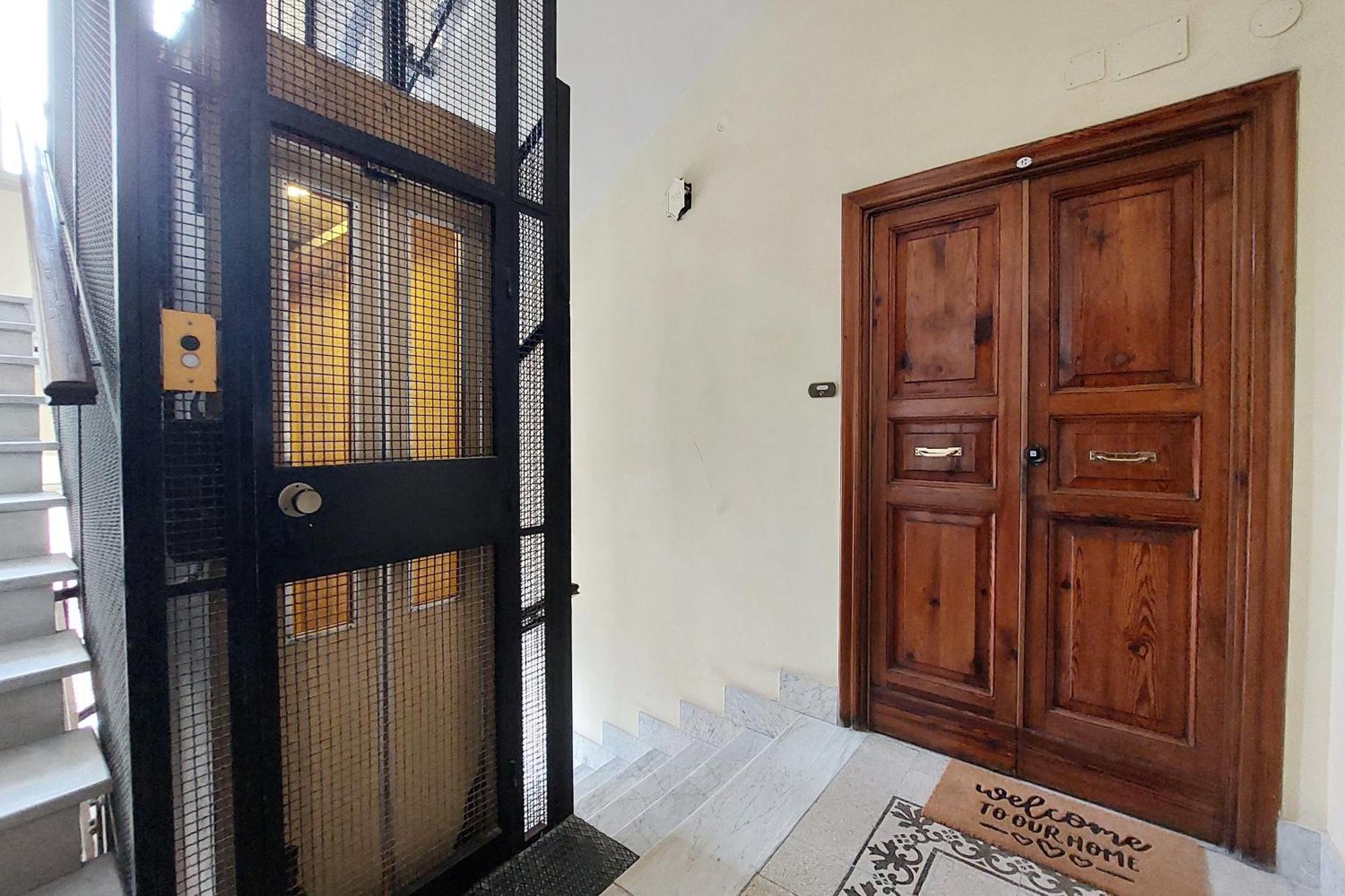Prestigious Re Di Roma Apartment ภายนอก รูปภาพ